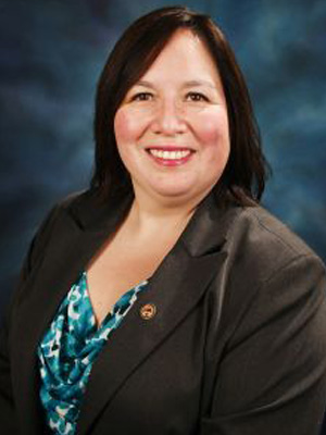 Photo of Senator Cristina Castro